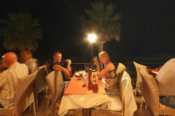 Rosy Hotel Kusadası Eksteriør billede
