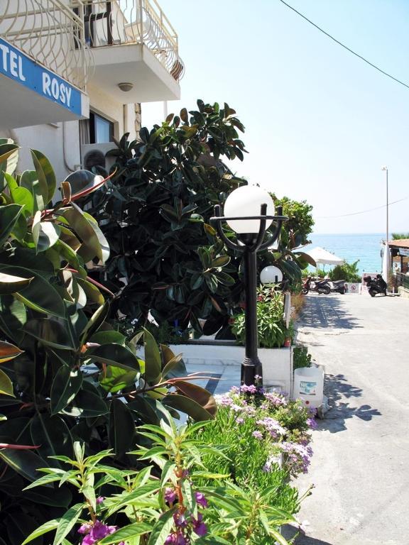 Rosy Hotel Kusadası Værelse billede